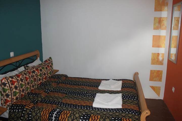 Room 13 of 47