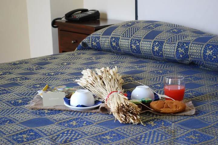 Room 4 of 34