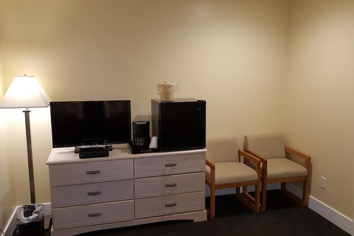 Room 5 of 52