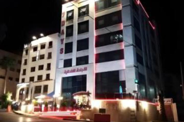 7 Days Hotel