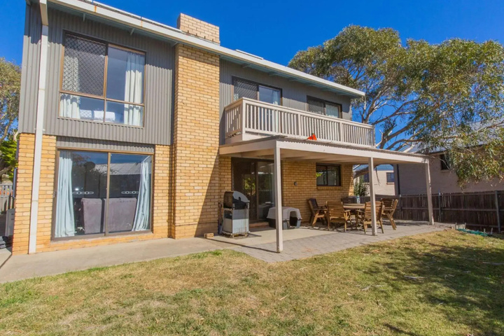Fingal Snow Vinces Place 108 Gippsland Street