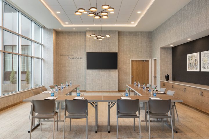 Meeting facility
