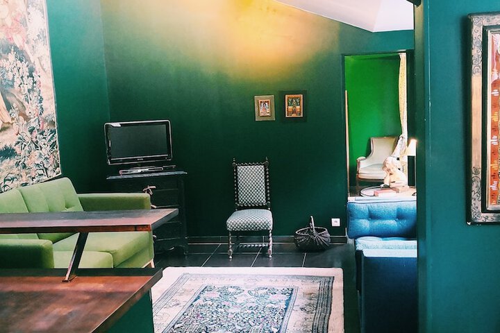 Room 9 of 39
