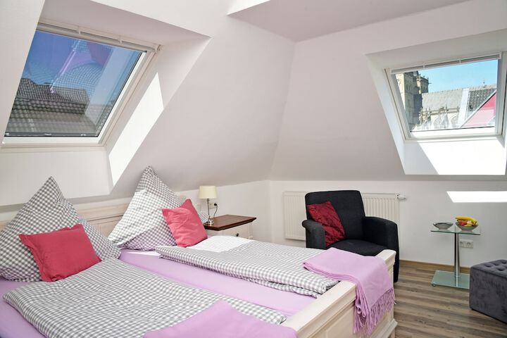 Room 8 of 23