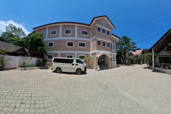 Hotel 74 of 85