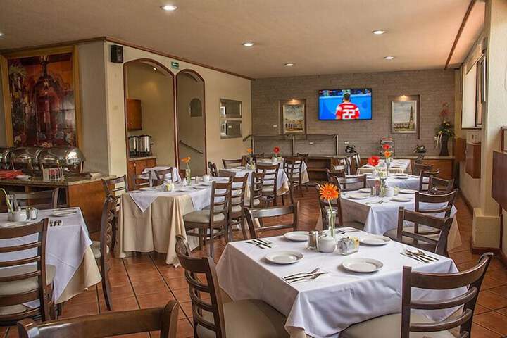 Dining Photos