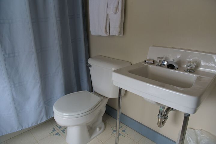 Room 62 of 70