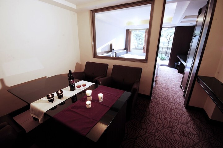Room 26 of 44