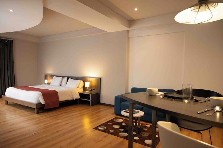 Room 12 of 29
