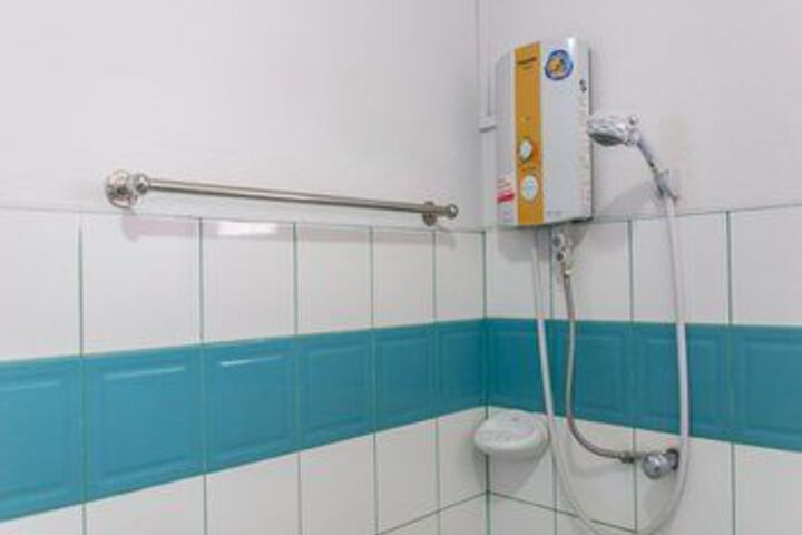 Room 9 of 26