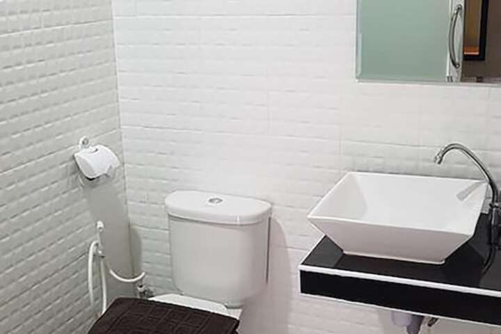 Room 15 of 25