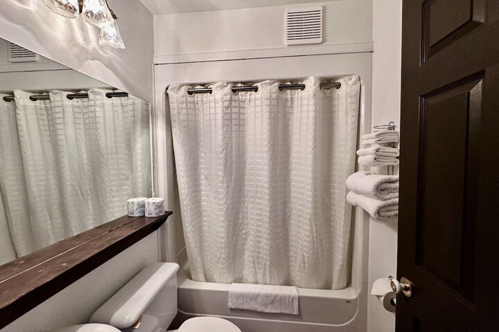 Room 42 of 81