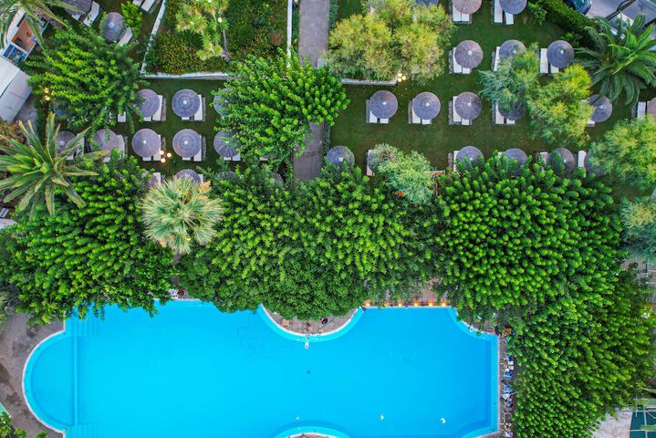 Pool 59 of 121