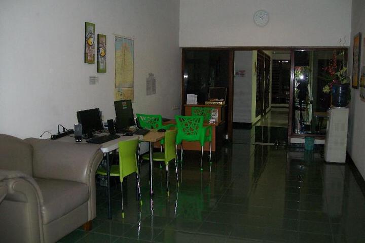 Hotel Interior 6 of 38