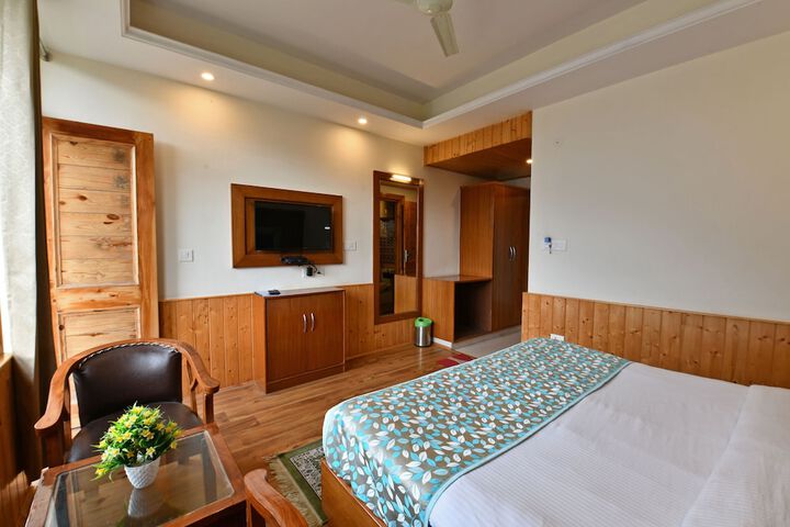 Room 6 of 43