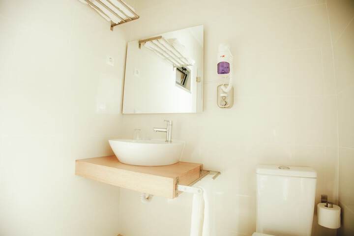 Room 17 of 47