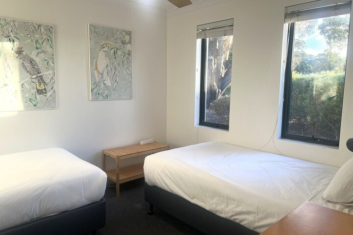 Room 86 of 239