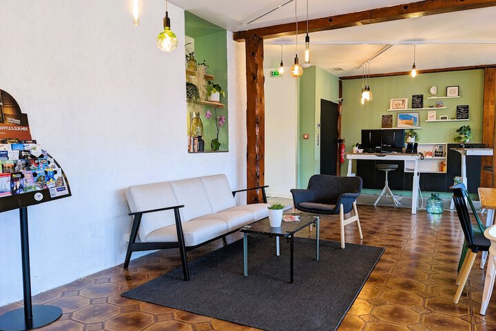 Guest Lobby