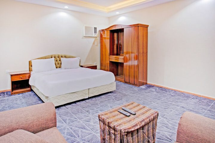 Room 20 of 53