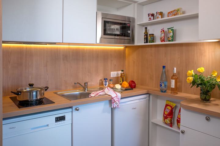Private kitchenette