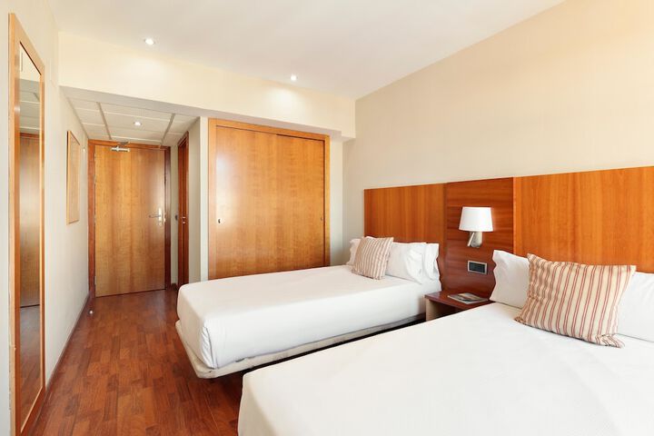 Room 18 of 60