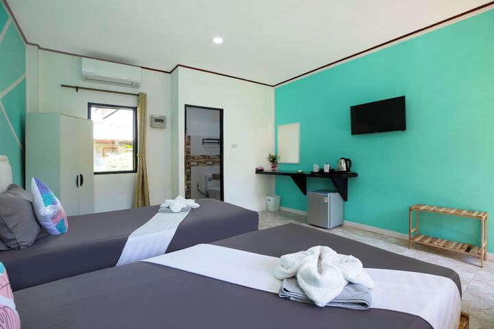 Room 7 of 39