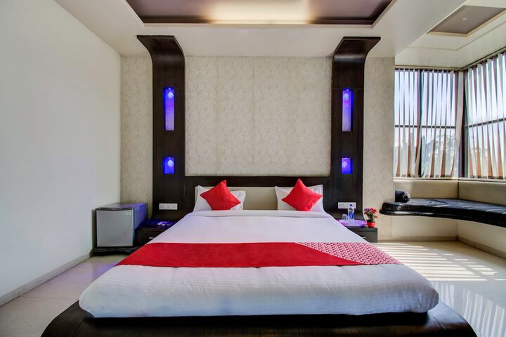 Room 26 of 38