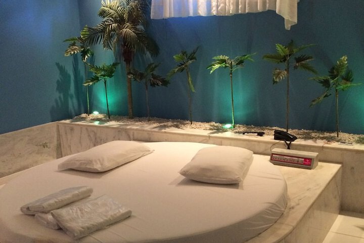 Room 3 of 23