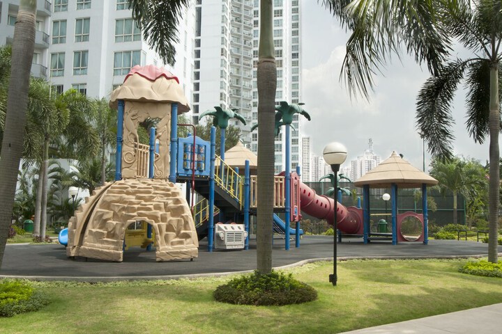 Children's play area - outdoor