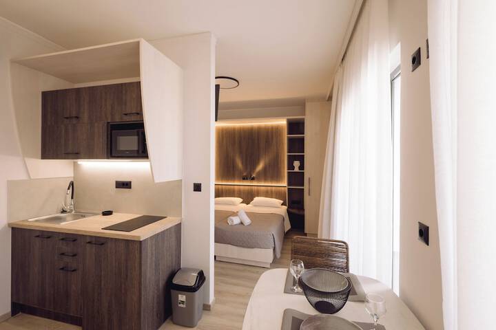 Room 35 of 62