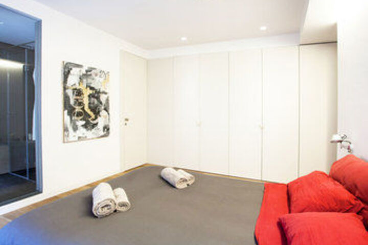 Room 25 of 68