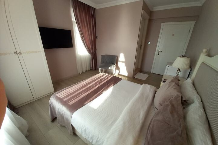 Room 47 of 110