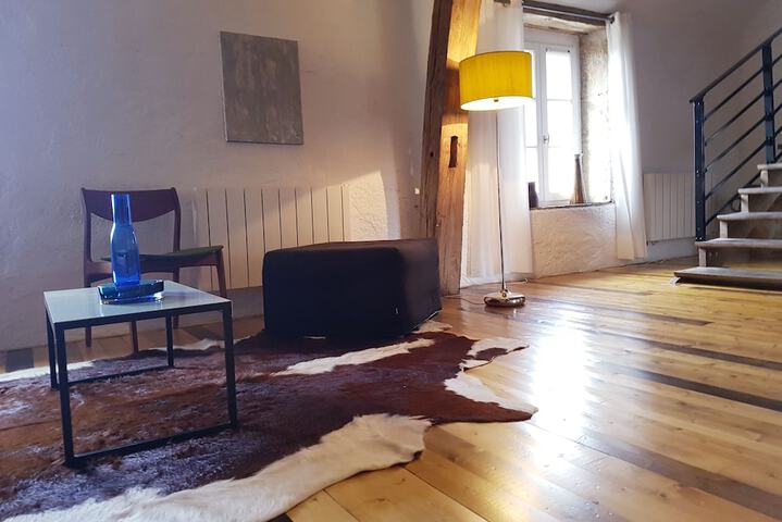 Room 30 of 72