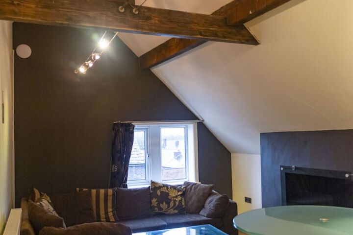 The Apartment No 2 The Old Red King Pub