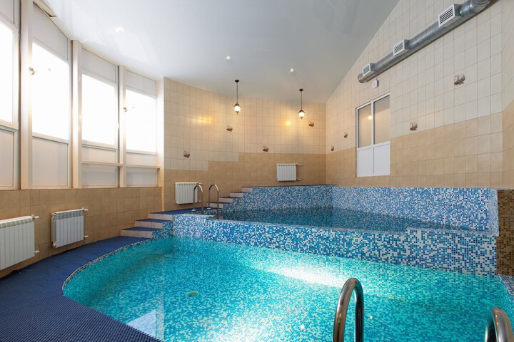 Pool Hotel