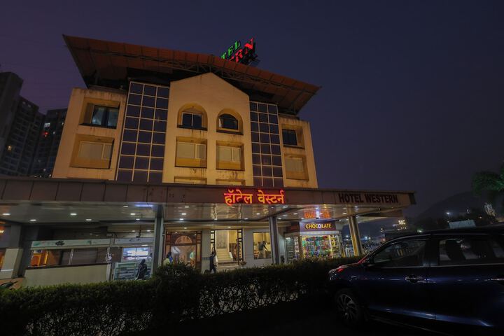 Hotel 43 of 44