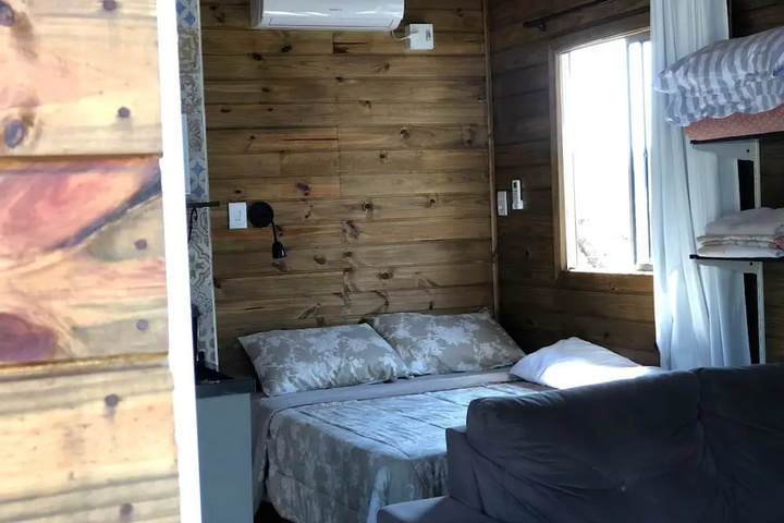Room 3 of 21