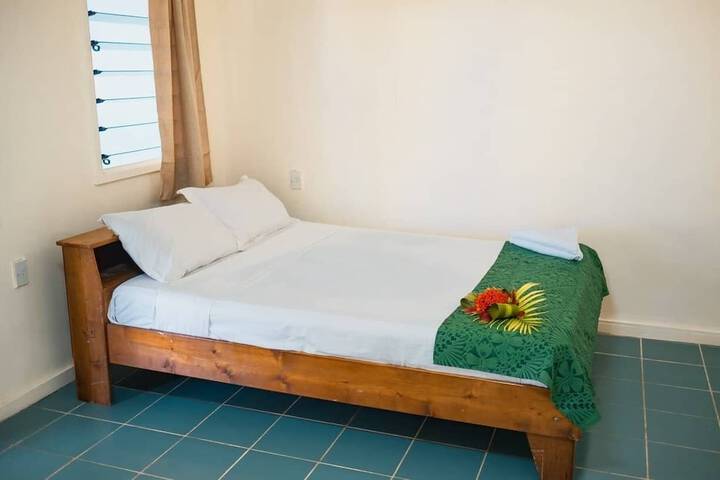 Room 3 of 7