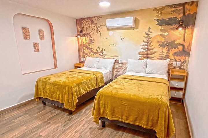 Room 17 of 37