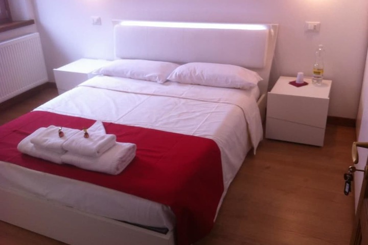 Room 7 of 45
