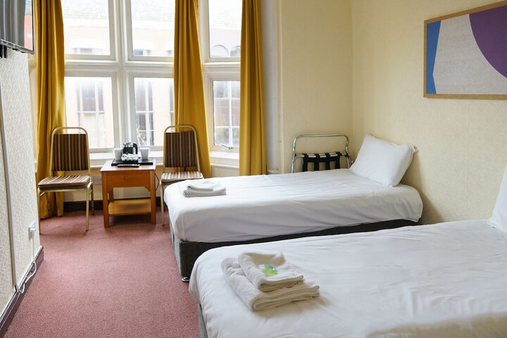 Room 36 of 61