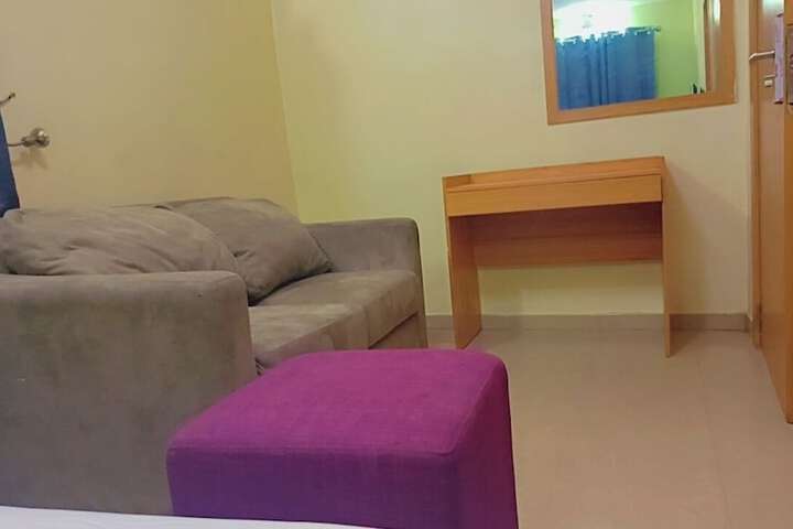 Room 11 of 11