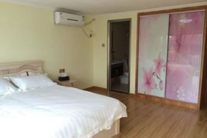 Room 14 of 40