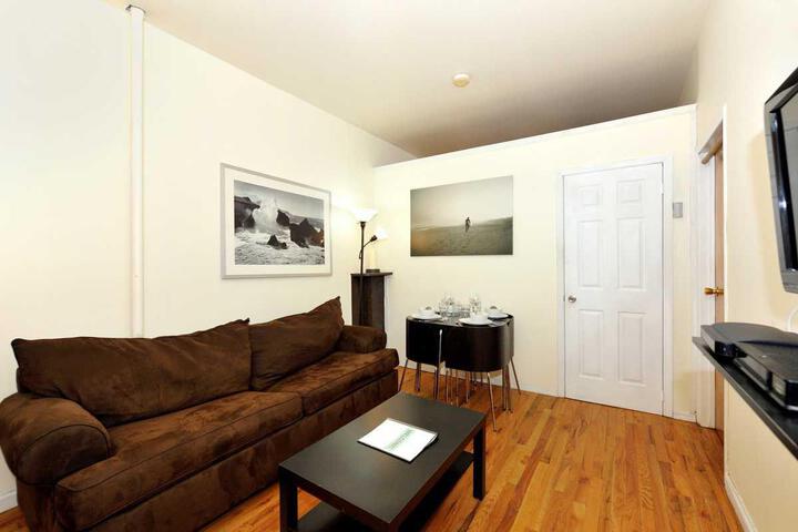 Image of Times Square 3bdrs 1bath Comfort 8335