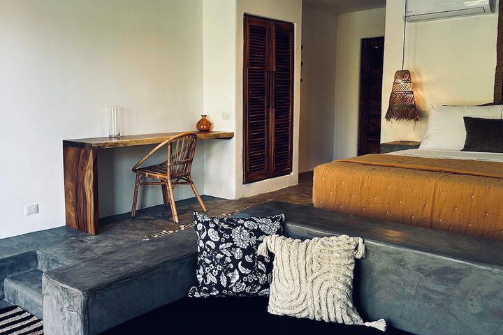 Room 49 of 151