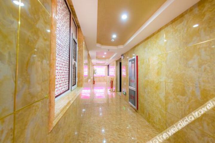 Hotel Interior 14 of 29