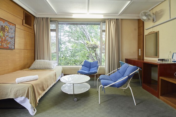 Room 20 of 39