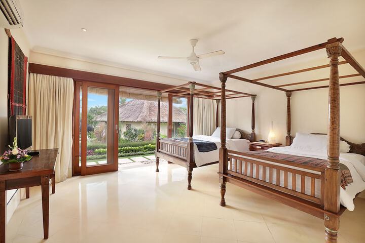 Room 3 of 42