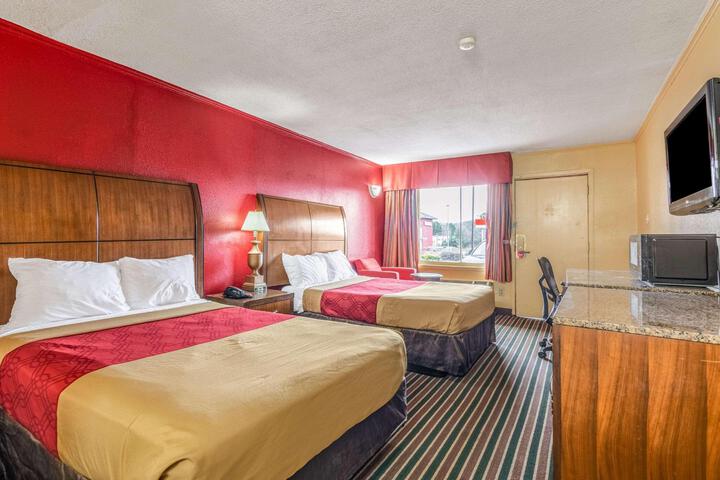 1 Double Bed (3 of 8)