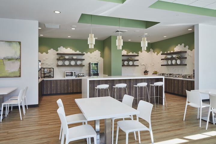 Breakfast area